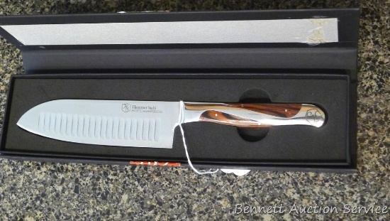 Hammer Stahl 5-1/2" Santoku knife with original box. Nice knife.