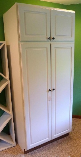 Nice white storage cabinet comes with a spool based lamp (19" tall), jar of safety pins, some old