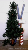 5' folk art Christmas tree; doorstep decorations up to 5'.