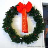 3-1/2' Christmas wreath