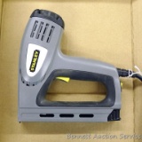 Stanley Sharpshooter staple gun uses 1/4