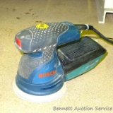 Bosch hand sander model ROS10. Runs.