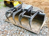Bobcat brand quick connect double grapple bucket for skid steer is 6' wide. Model 72 Indl BKT GRPL.