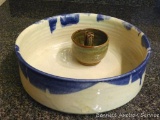 Pretty pottery serving dish is 10-1/2