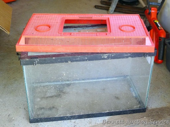Glass tank with screen lid is 20" x 10-1/2" x 12-1/2"; plastic lid for pet cage.
