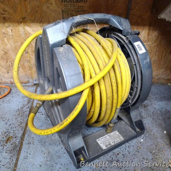 150' Power Port air tool hose on reel. Hose is 3/8". Reel is wall mountable. Looks to be in good