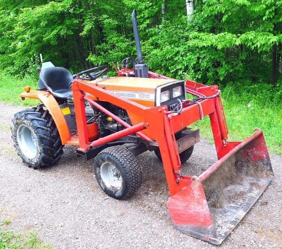Massey Ferguson 1010 diesel tractor with 48" bucket, 3-point and PTO. Tires have good tread and