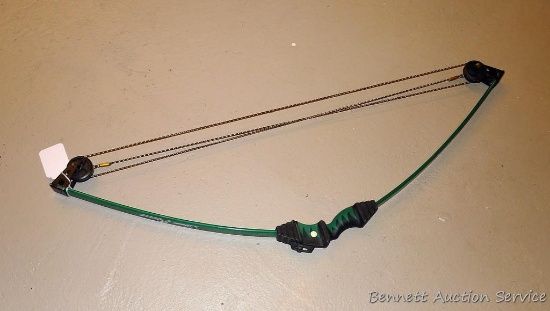 Bear Archery Scout compound bow is approx. 33" overall.