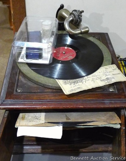 Victor Model VV-VIA talking machine with records, needles, more. Winds, holds and plays. Approx. 16"