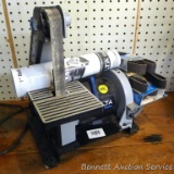 Delta ShopMaster belt/ disc sander, runs and comes with manual. Model No SA150. Takes a 1