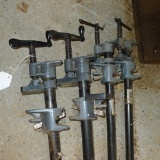 Two Babco pipe clamps on 1