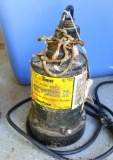 Simer Geyser II submersible utility pump, seller says it runs. Model 2305. Pump is suitable for