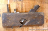 Vintage specialty hand plane is 9-1/4