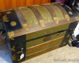 Antique dome topped trunk with lift out tray. Trunk is 30