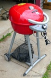 Char Broil True Infrared Patio Bistro electric grill, heats up.