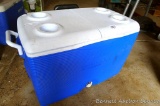 Rubbermaid rolling cooler is 26