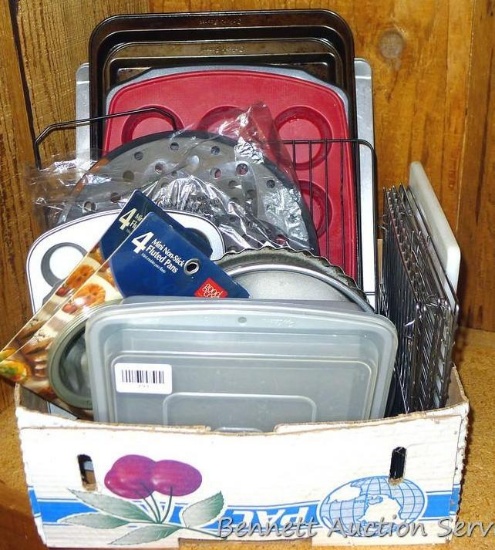 Pampered Chef Microwave Chip Maker; Mini fluted pans NIP; cookie sheets; wire racks; muffin pans;
