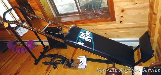 No Shipping. Total Gym exercise machine comes with flipchart. Works for upper and lower body