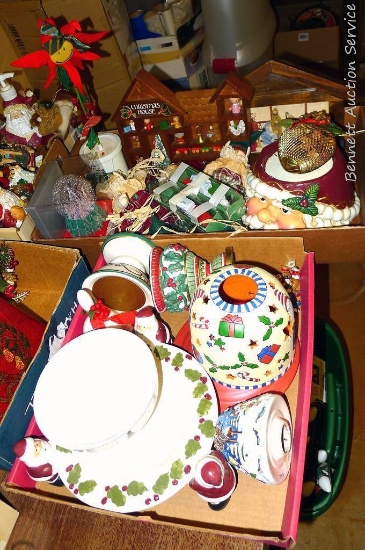 Christmas candle displays and other holiday pieces. Footed Santa dish is 10" across. Plus other nick
