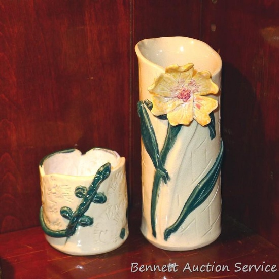 Two white ceramic vases, one with flowers and one with a gecko by Irene Gimeno. Both in good