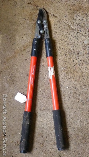 Corona FL3460 bypass lopper is 32" long.