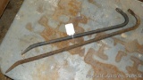 Two pry bars up to 30