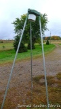 Aluminum tripod for hanging a deer feeder, has 90