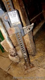 Hi-Lift Premium jack has a 7,000 lb max lift capacity. Model HL-484. 53
