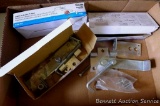 Four jamb latches with 4