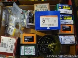 Hex cap screws, machine screws, wood screws, flat washers, hex nuts and hex bolts, pan bolts, more.