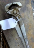 Diamond hoof trimmer is 14