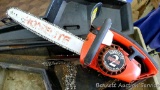 Homelite Super 2 automatic oiling chainsaw has a 18