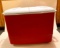 Rubbermaid Cooler with split lid with cup holders; 22