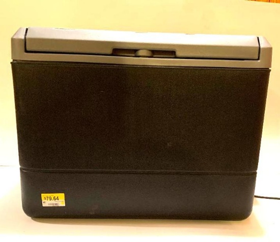 12 Volt Coleman Electric Chest Cooler; 110v converter; tested and works