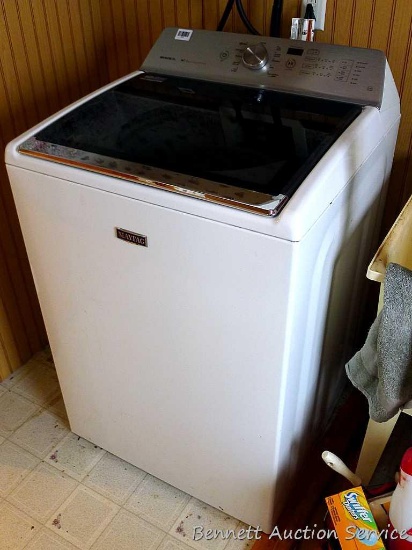 Maytag Bravos XL washing machine, model MVWB835DW1; measures 27" x 27" x 43" tall. Turns on and