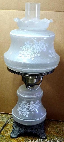Pretty 19" tall table lamp works.