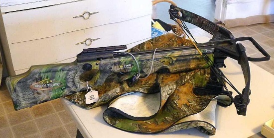 Horton Team Realtree HD175 crossbow has draw wt. of 175 and Sound Stopper limb pad. Comes with 4