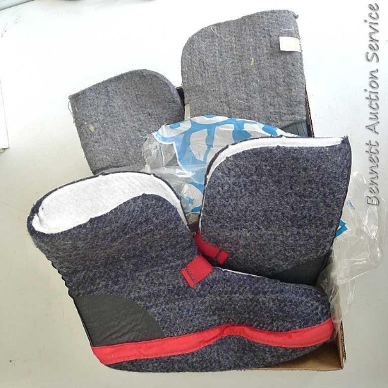 Boot liners 25% wool made in Canada size 11; boot liners 50% wool size 10.