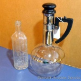 Retro glass decanter stands 12-1/2
