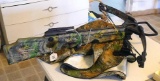 Horton Team Realtree HD175 crossbow has draw wt. of 175 and Sound Stopper limb pad. Comes with 4
