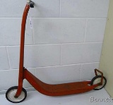 Really cute vintage Radio brand scooter measures only 28