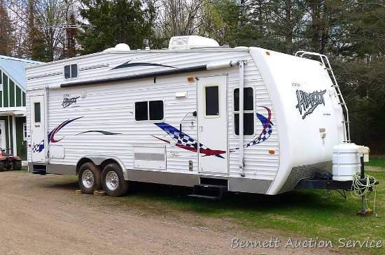 2006 Hornet Hideout by Keystone toy hauler/camper with on-board gas station; sleeps 6. VIN #