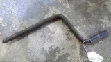 Old hand crank possibly for tractor measures 17