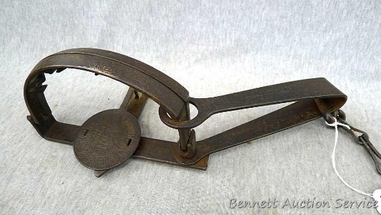 S. Newhouse Oneida Community No. 3-1/2 animal trap with teeth, holes on pan to mount a breast plate,