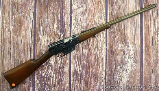 Remington Model 8 semi-automatic rifle in .30 Remington. The 22" barrel has a bright bore with good