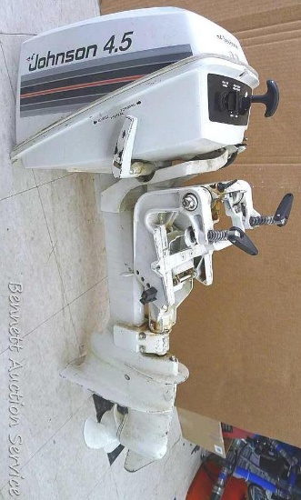 Johnson 4.5 HP Sea-Horse outboard boat motor appears in very good condition.