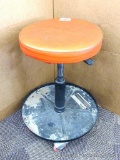 U.S. General pneumatic adjustable roller seat has 12
