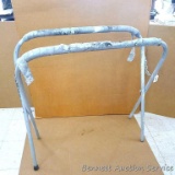 Body shop metal body panel stand; 41