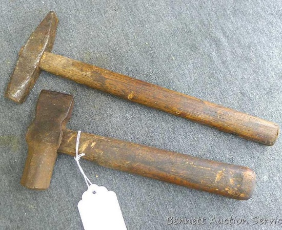 Black Smith's top swage forming tool plus light cross peen hammer. Longest is approx.. 12" long.