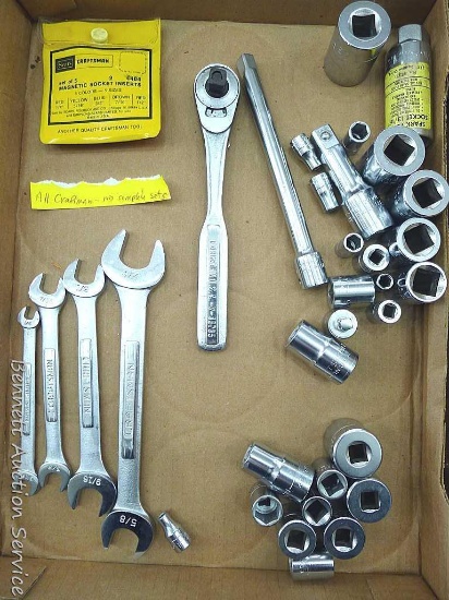 Craftsman wrenches 3/4" to 1/4", sockets 7/8" to 3/16", magnetic socket inserts, and drive ratchet.